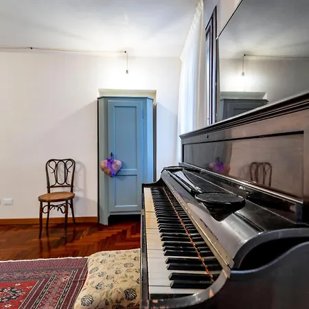 Appartement San Silvestro House à Venise Extérieur photo